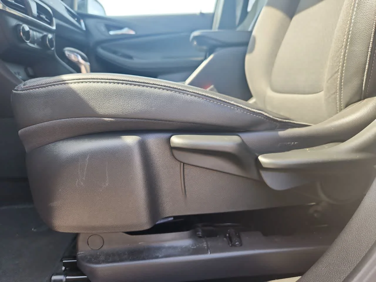 2025 Buick Encore GX Preferred - Photo 14