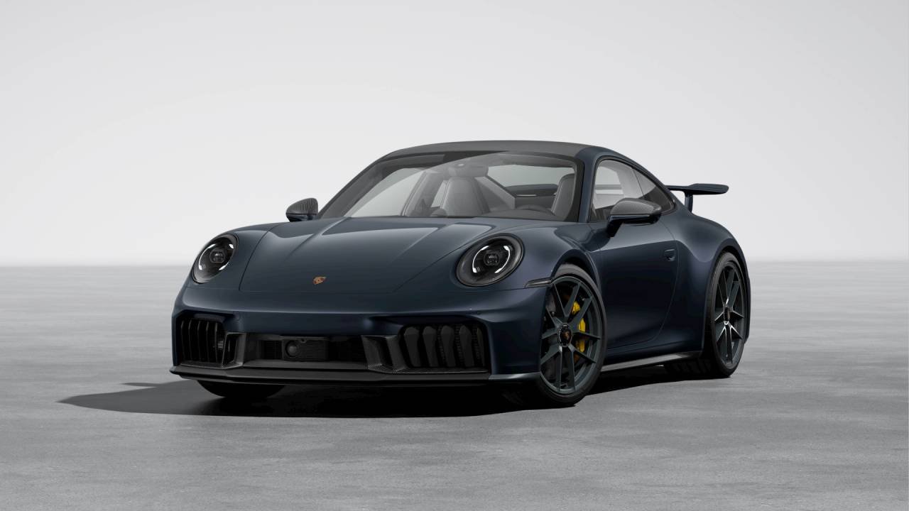 2026 Porsche 911 Carrera 4 GTS Coupe's photo