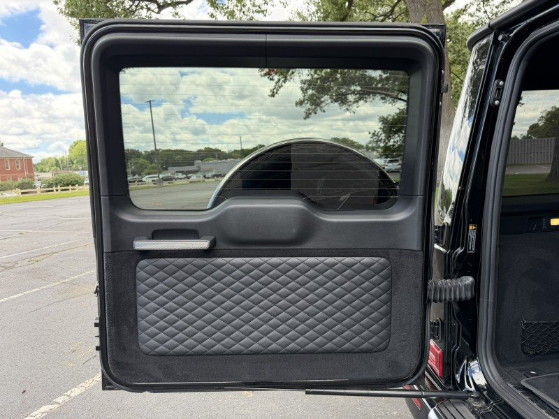 Used 2021  Mercedes-Benz AMG® G 63 image 32