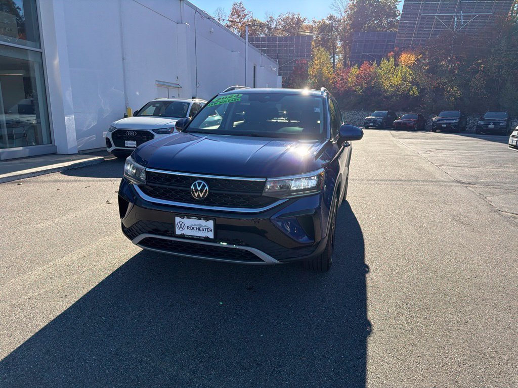 2024 Volkswagen Taos SE