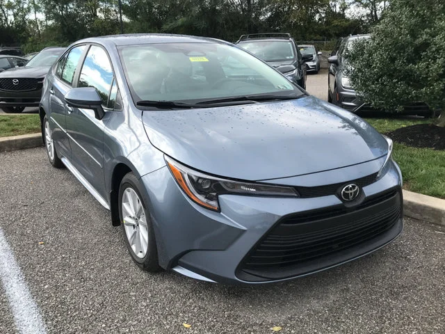 New 2027 Celestite Toyota LE image 1