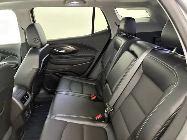 Certified Used 2024 Sterling Metallic GMC SLT image 18