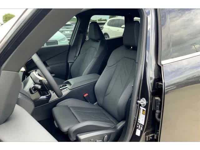 Used 2025 Dark Graphite Metallic BMW 30 xDrive image 9