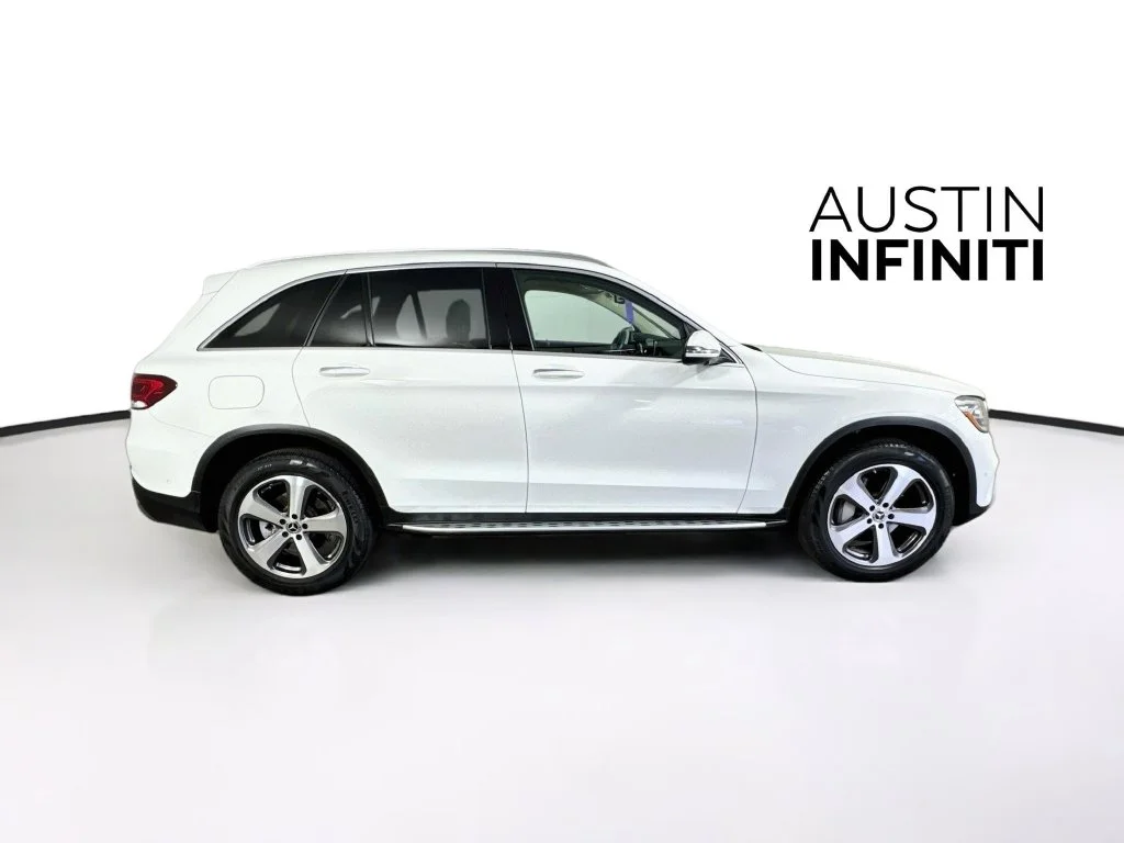 Used 2021 White Mercedes-Benz GLC 300 image 8