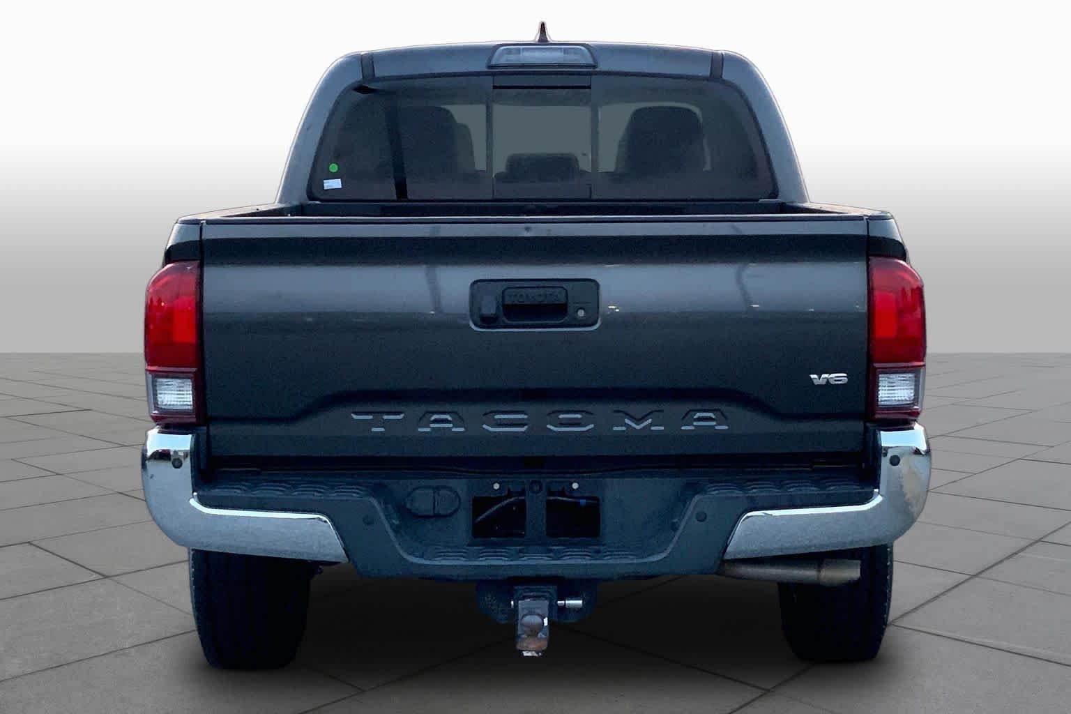 Pre-Owned 2019 Toyota Tacoma SR5
