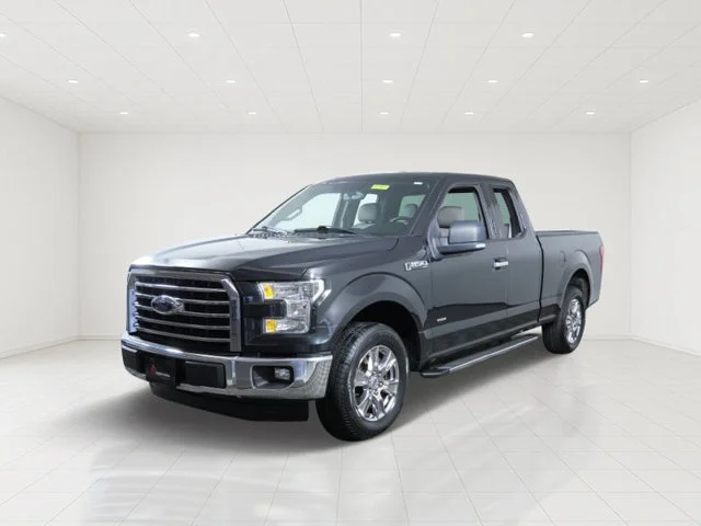 Used 2015 Black Ford XLT image 2