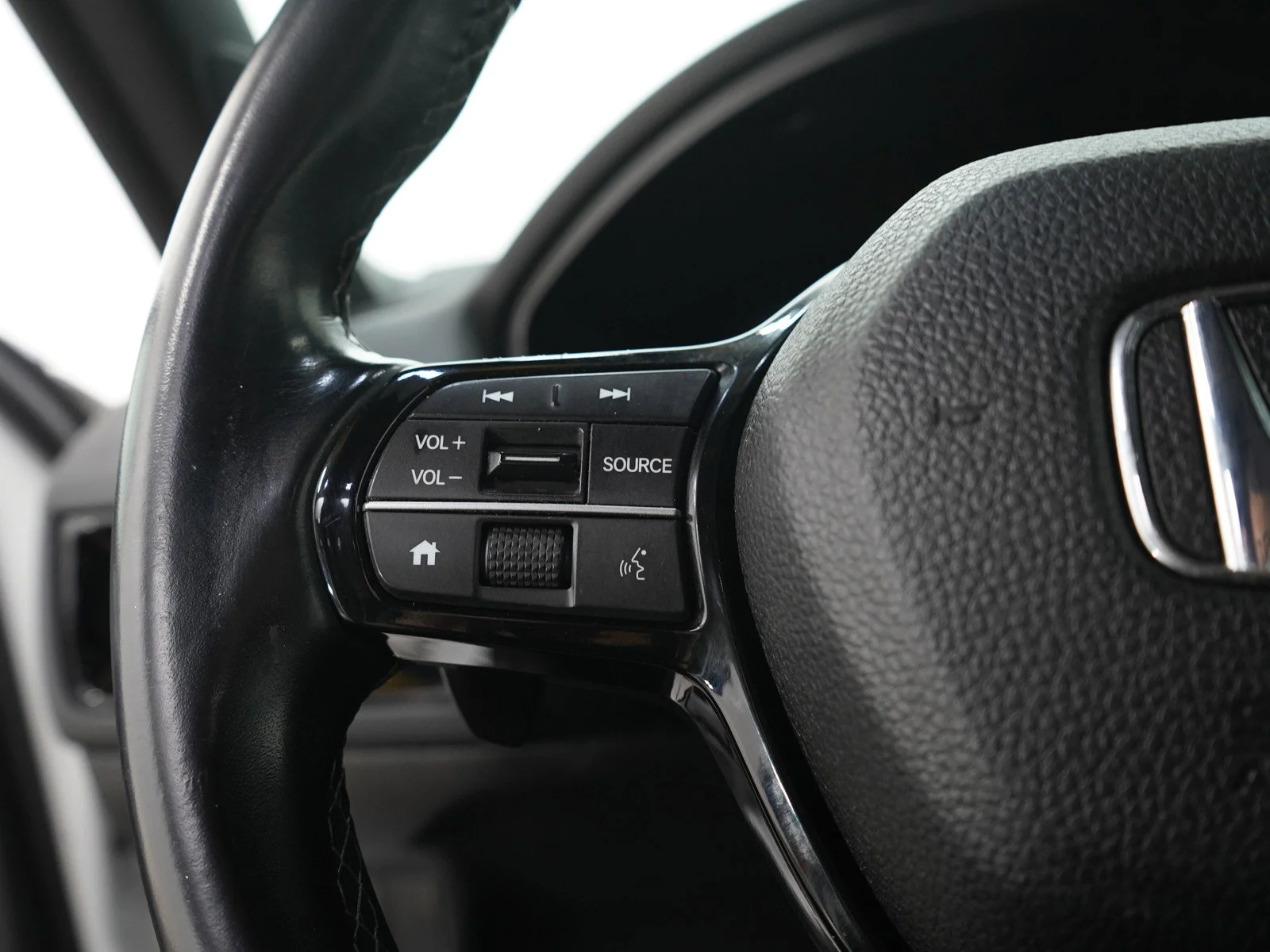 Used 2022 White Honda Sport image 24
