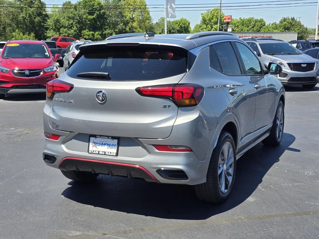 Used 2023 Moonstone Gray Metallic Buick Select image 5