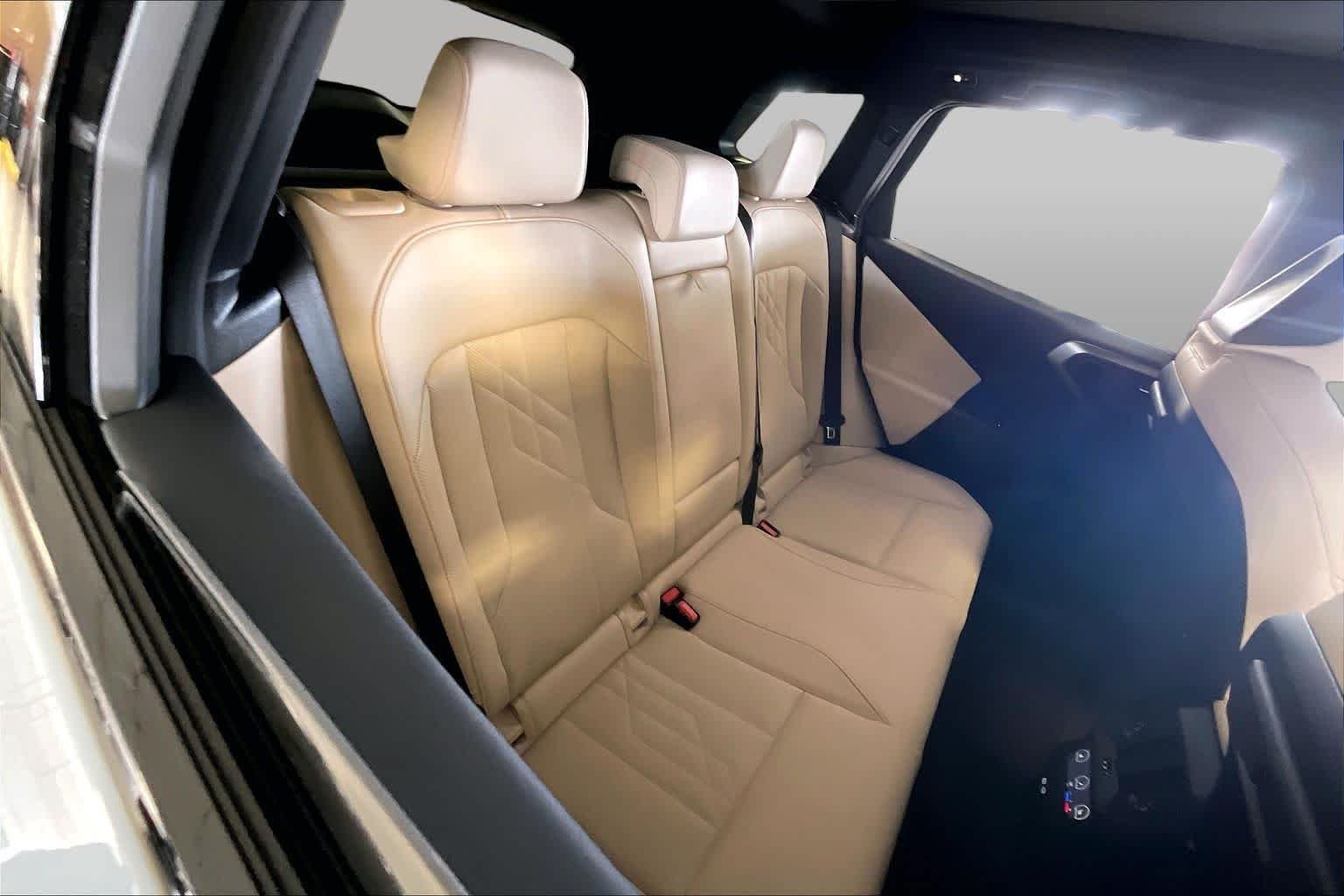 Used 2025 Brooklyn Grey Metallic BMW M50 xDrive image 18