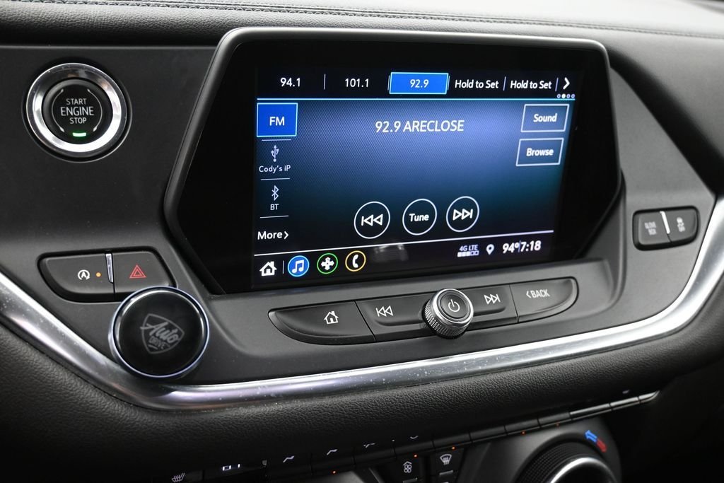 Used 2020 Gray Chevrolet LT image 9