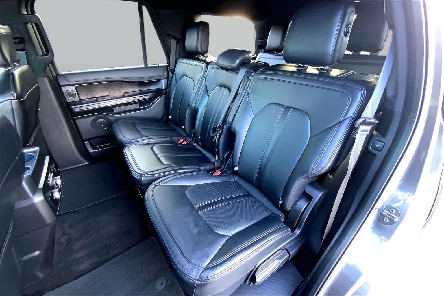 Used 2019 Magnetic Ford Limited image 20