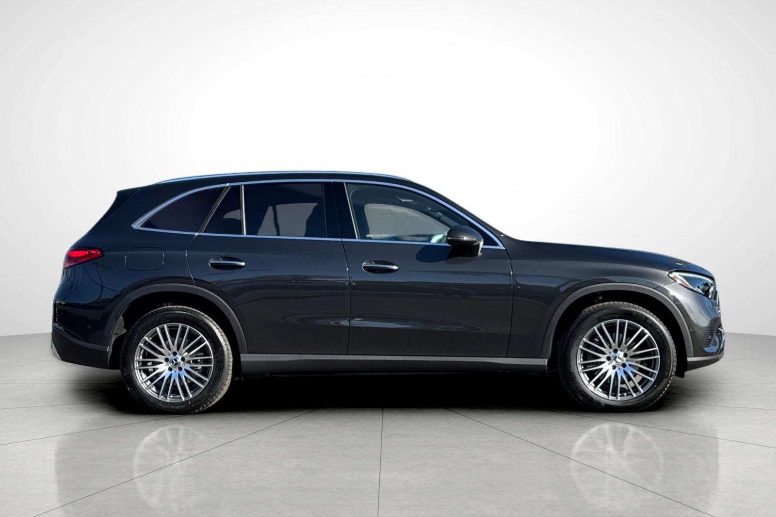 Certified Used 2026 Gray Mercedes-Benz GLC 300 image 33