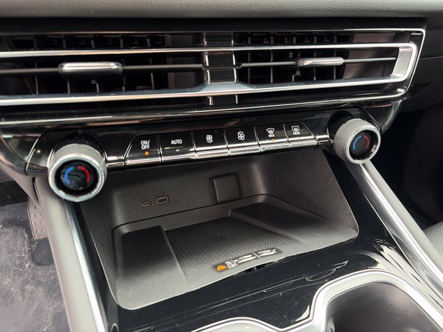 2025 Chevrolet Traverse Z71 - Photo 27