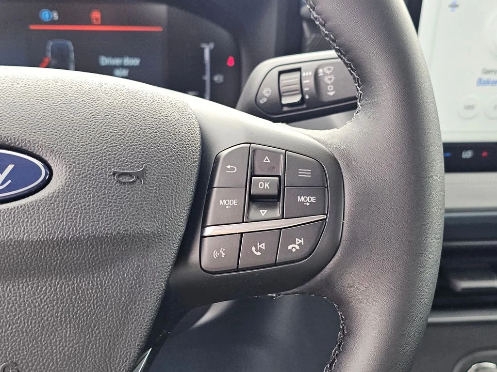 New 2025 Azure Gray Metallic Tri-Coat Ford XLT image 26