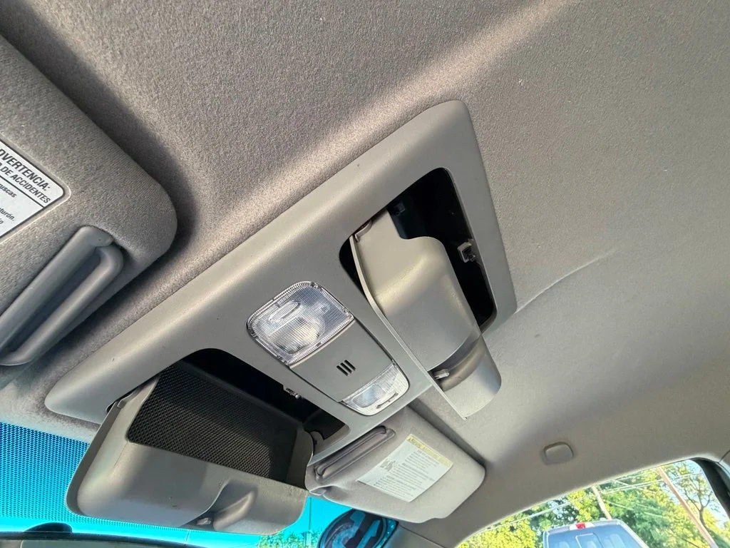 Used 2015 Gray Toyota Base image 19