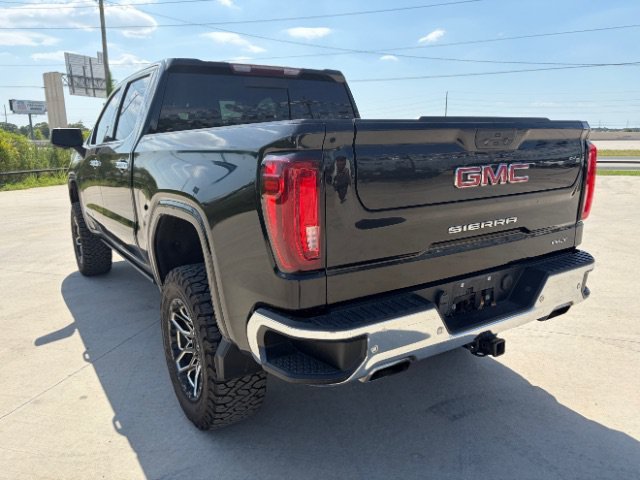 Used 2021 Onyx Black GMC SLT image 3