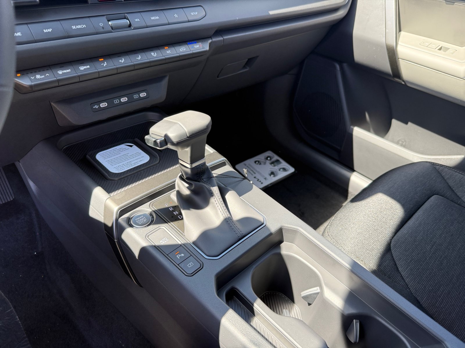 New 2027 Iceberg Green Kia S image 13
