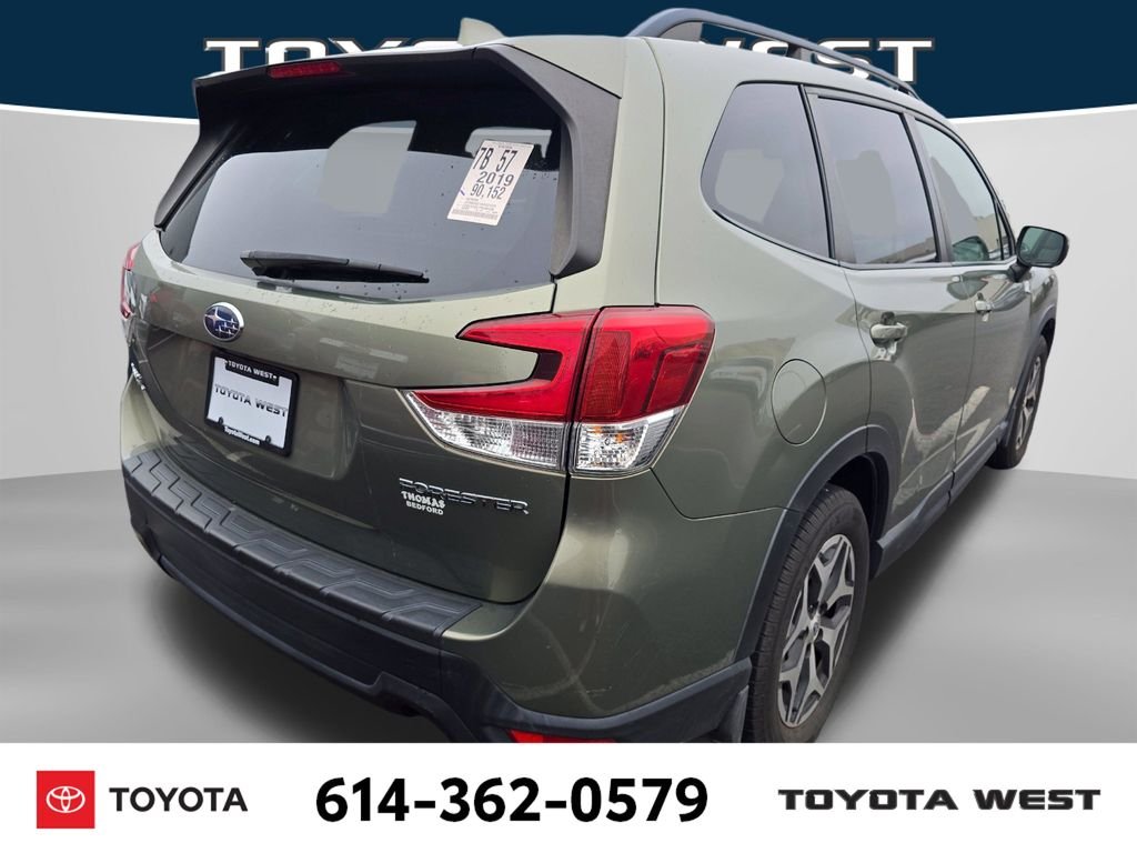 Used 2019 Green Subaru Premium image 8
