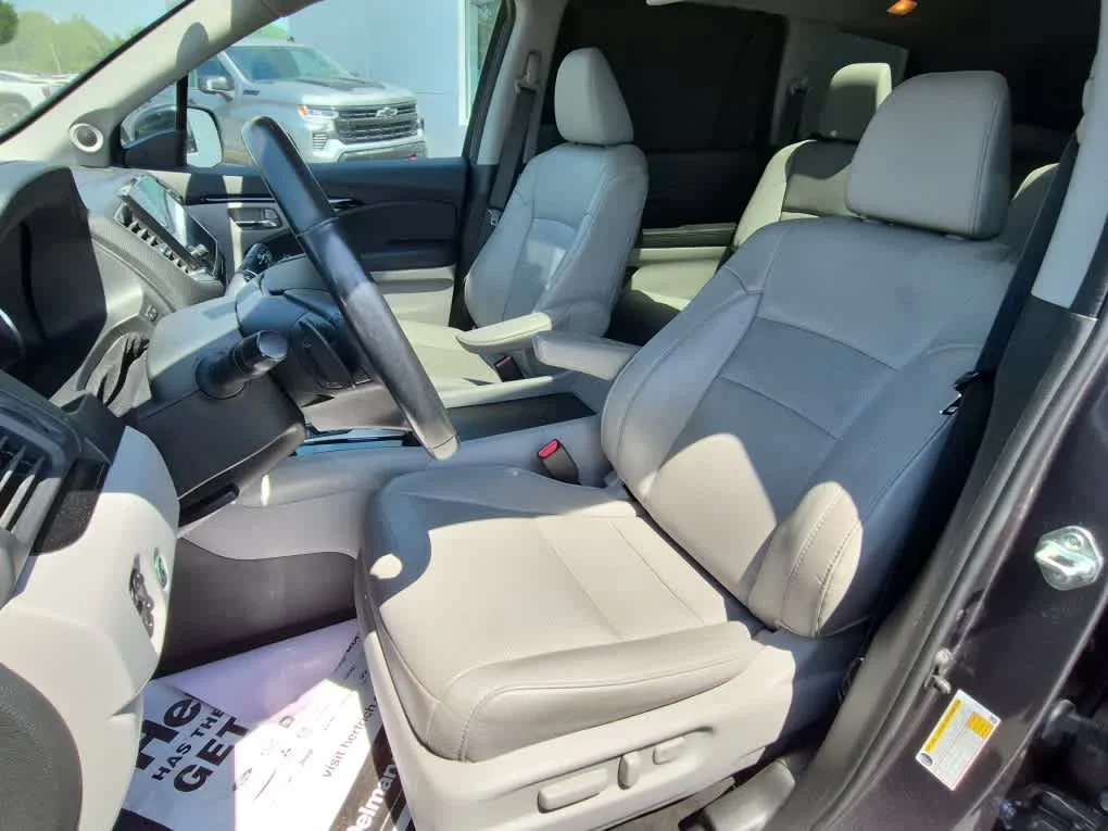 Used 2019 Modern Steel Metallic Honda Elite image 13