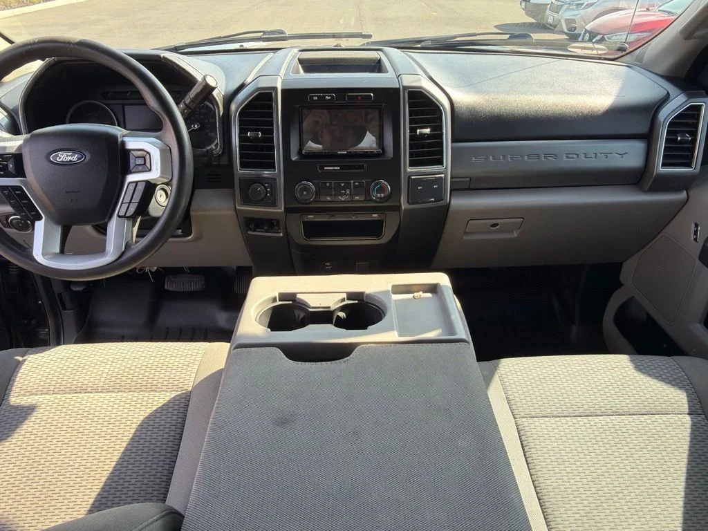 Used 2019 Magnetic Metallic Ford XLT image 19