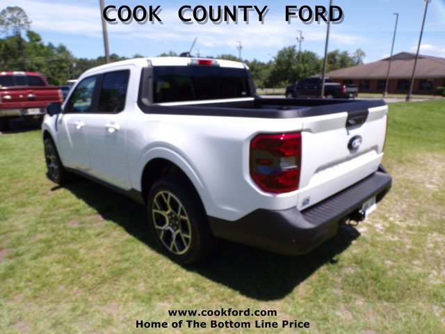 New 2026 Oxford White Ford Lariat® image 5