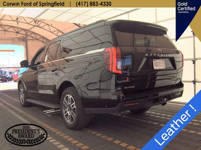 Used 2025 Agate Black Metallic Ford Active image 5