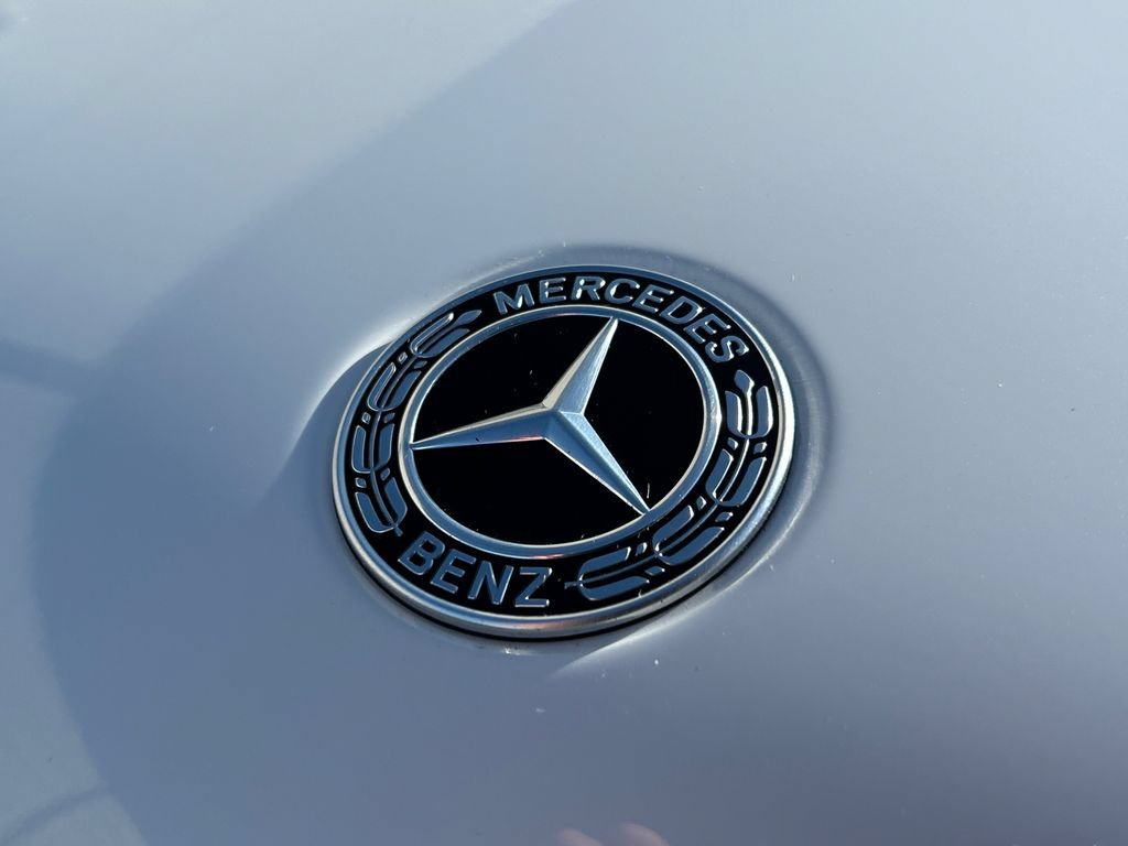 New 2027 MANUFAKTUR Moonlight White Metallic Mercedes-Benz GLE 450 image 66