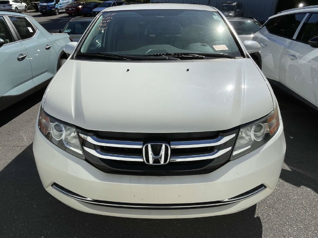 Used 2016 Honda Odyssey SE with VIN 5FNRL5H37GB094027 for sale in Gastonia, NC