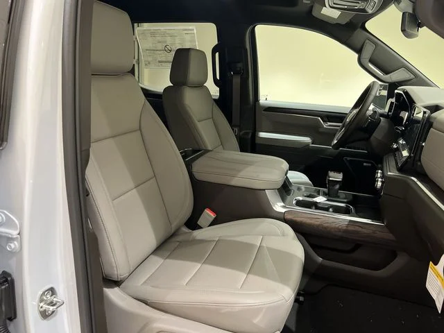 New 2026 White GMC SLT image 24