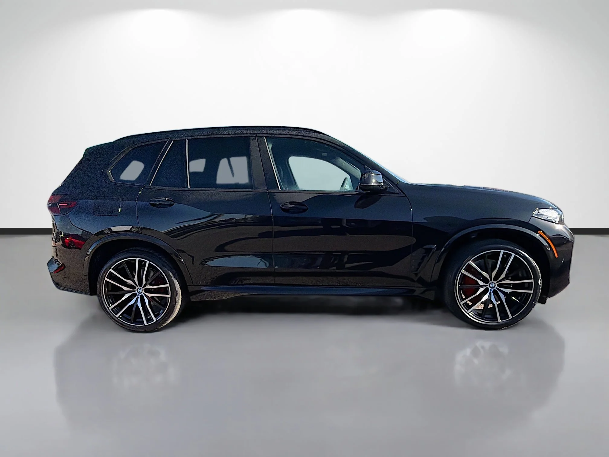 New 2026 Black Sapphire Metallic BMW xDrive40i image 2