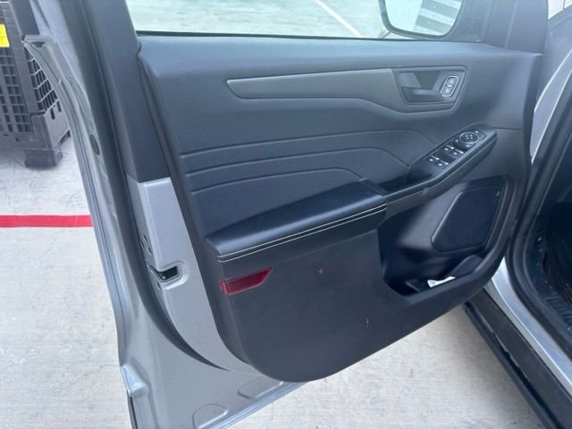 Used 2024 Silver Ford Active image 9