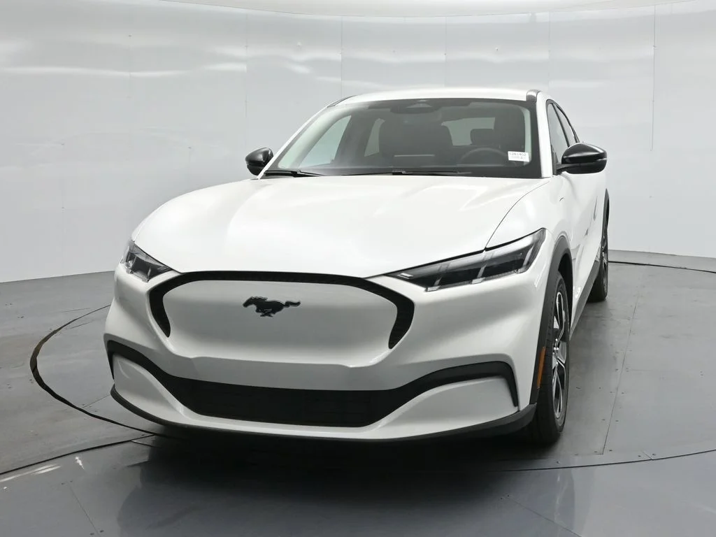 New 2026 Star White Metallic Tri-coat Ford Select image 52