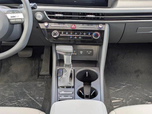 2025 Hyundai Sonata SE - Photo 46