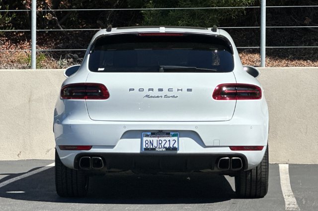Used 2017  Porsche Turbo image 4