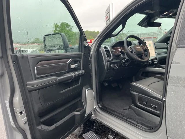 New 2026 Ceramic Gray Clear-Coat Exterior Paint RAM Laramie image 4