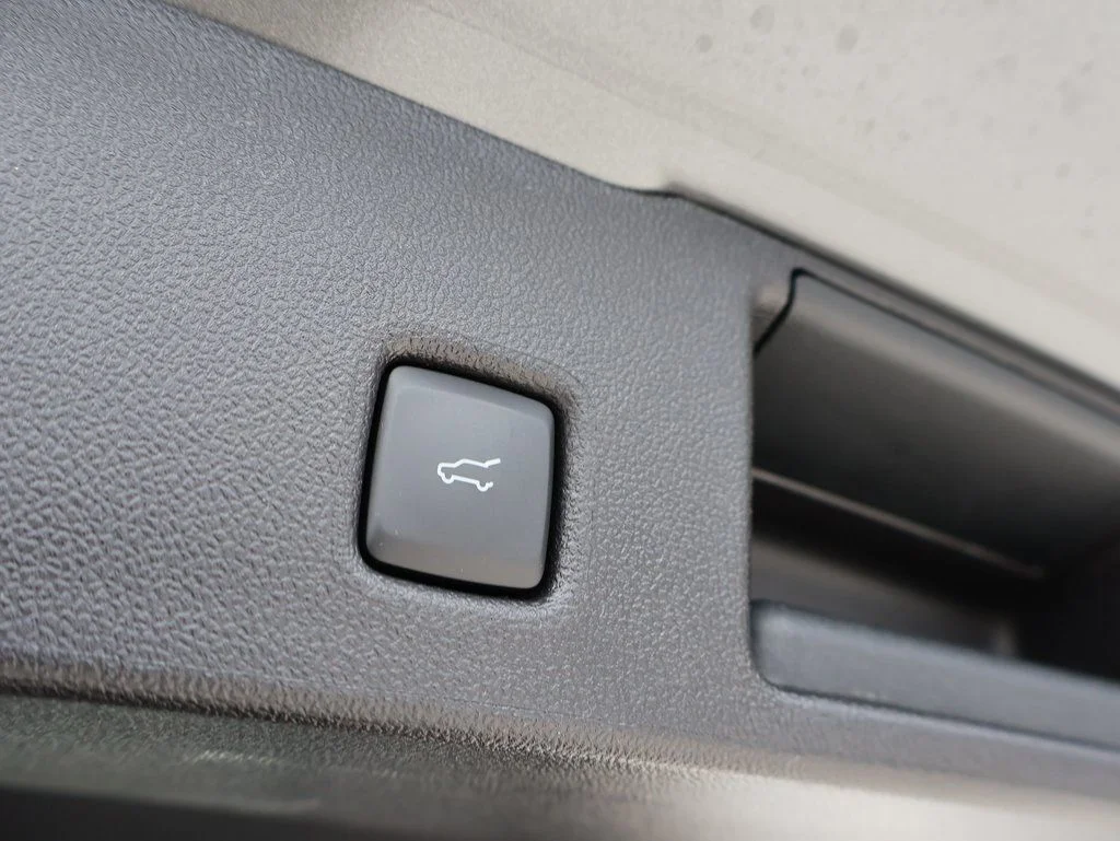 New 2026 Carbonized Gray Metallic Ford ST-Line Select image 16