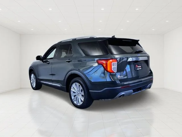 Certified Used 2023 Green Ford Limited image 4