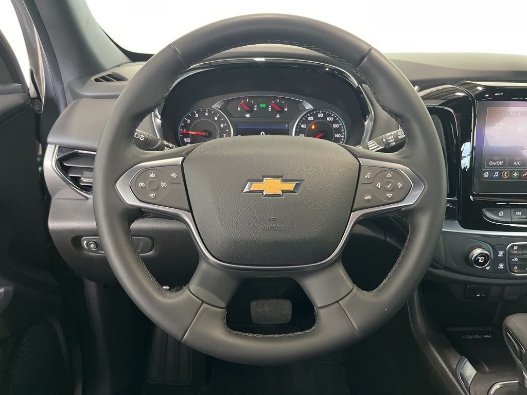 Used 2023 Sterling Gray Metallic Chevrolet LT image 5