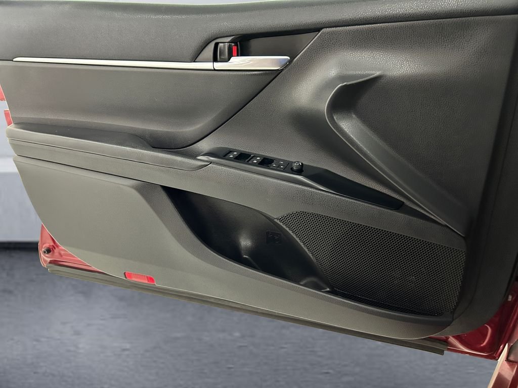 Used 2020 Red Toyota LE image 12