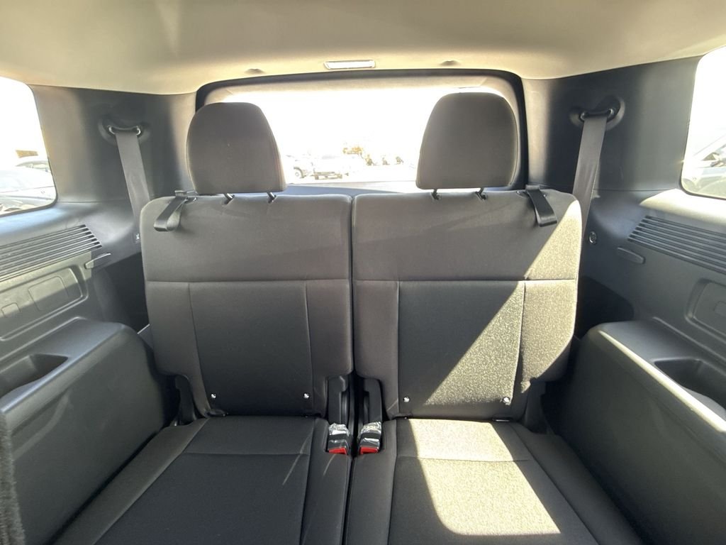 New 2026 Gray Hyundai SE image 22