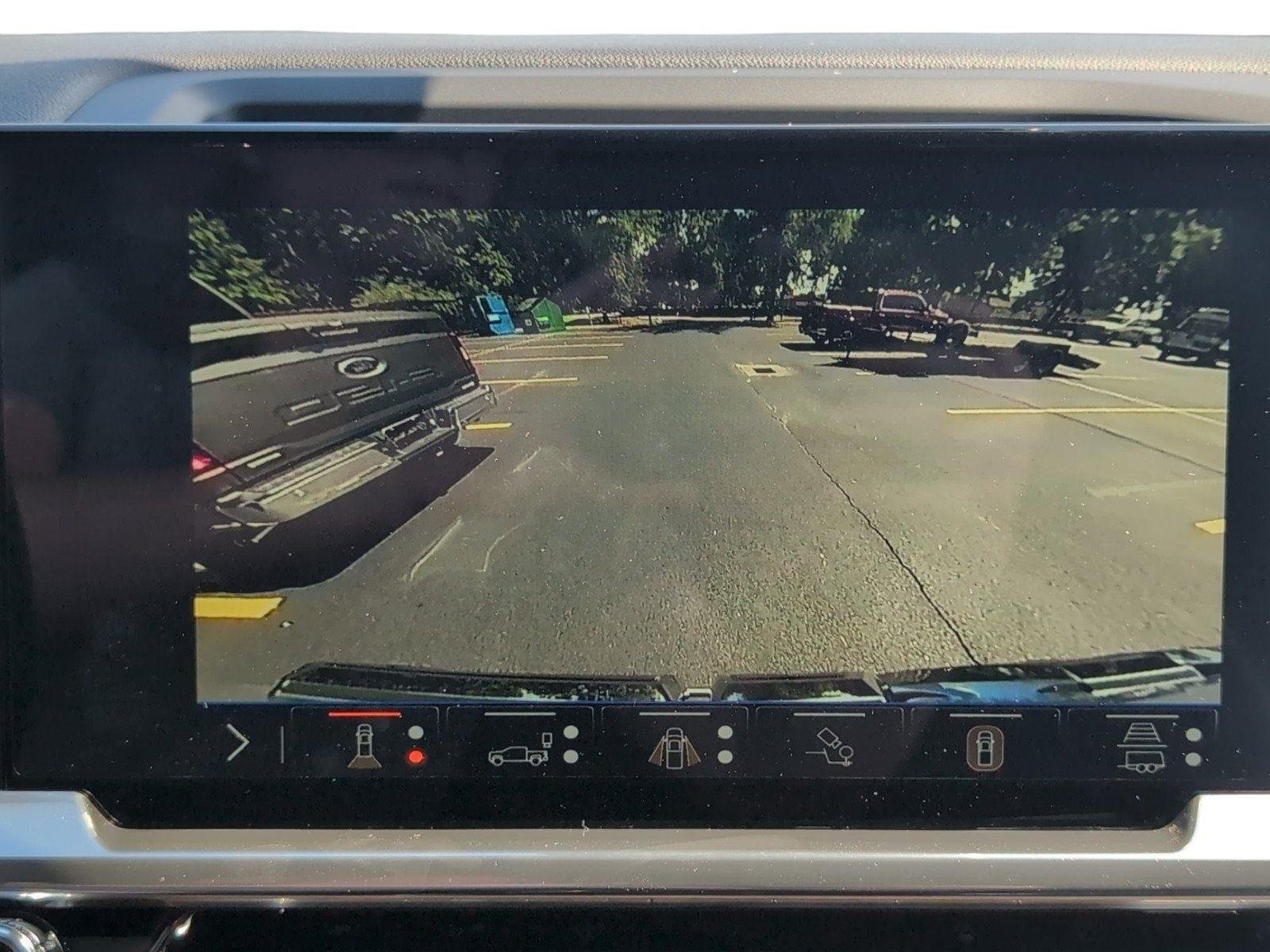New 2026 Summit White GMC Elevation image 22