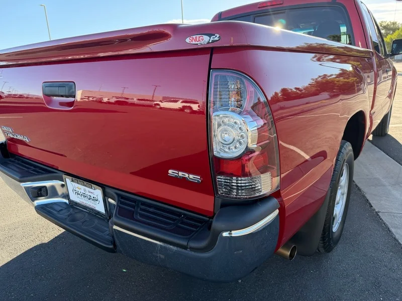 Used 2013 Barcelona Red Met Toyota ACCESS CAB 2WD I4 image 22