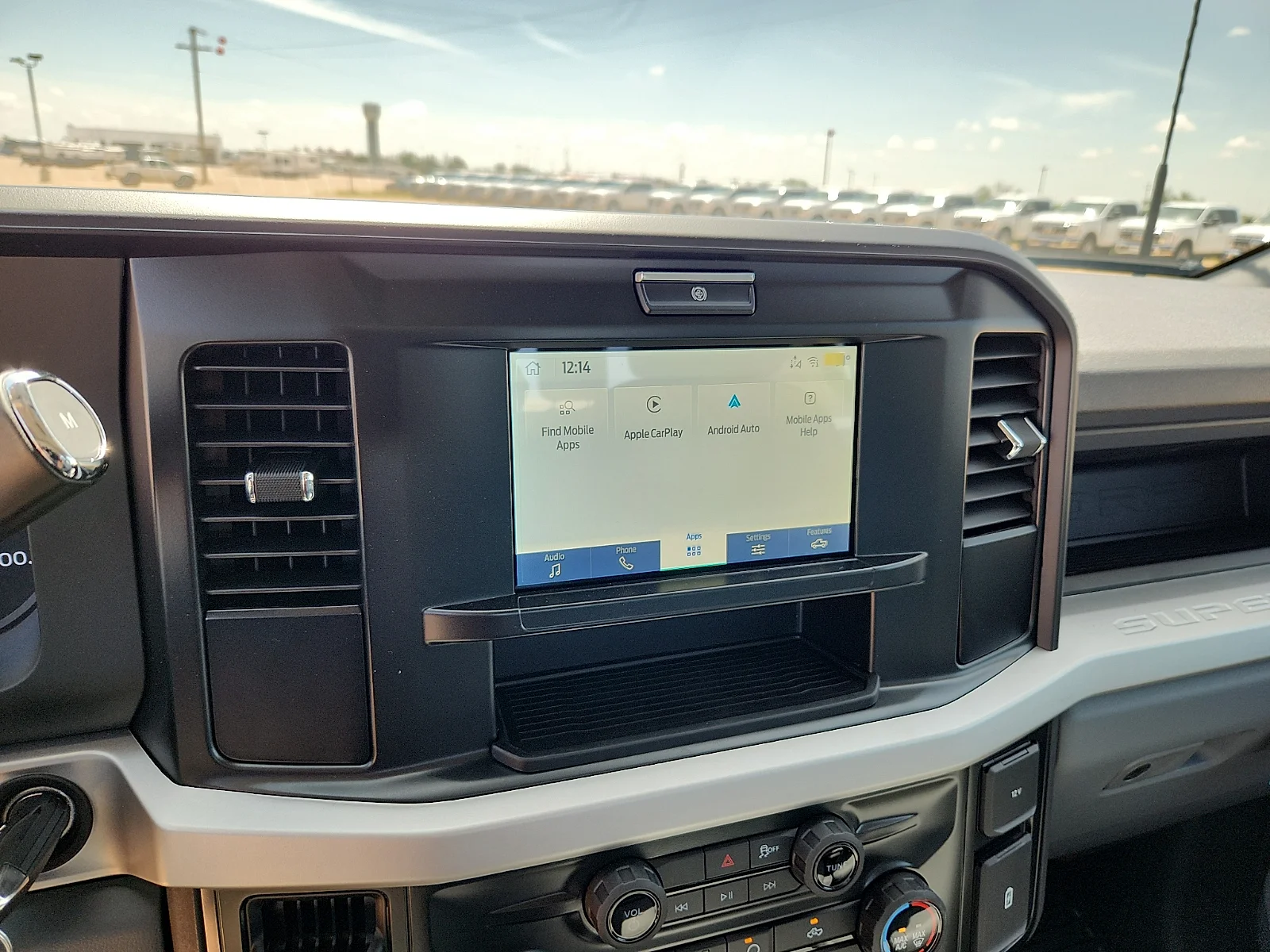 New 2026 Oxford White Ford F-450® XL image 24