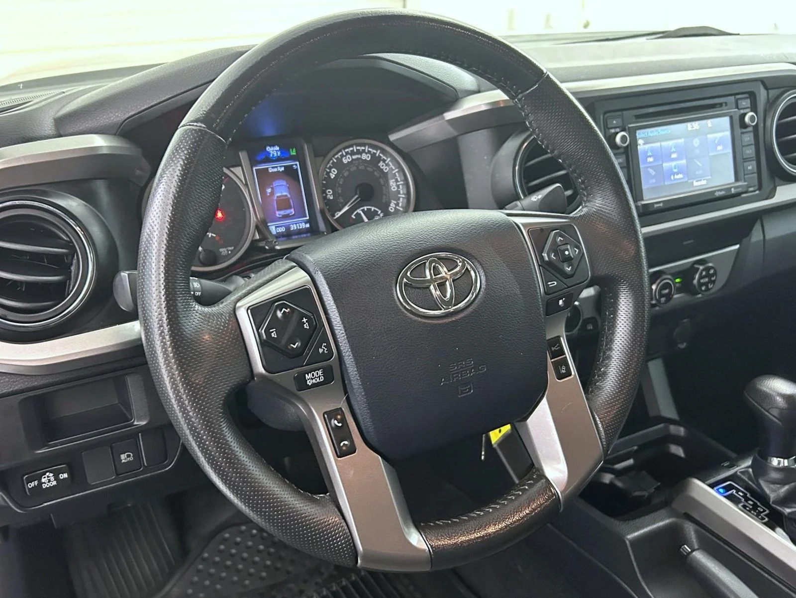 Used 2019 Gray Toyota SR5 image 11
