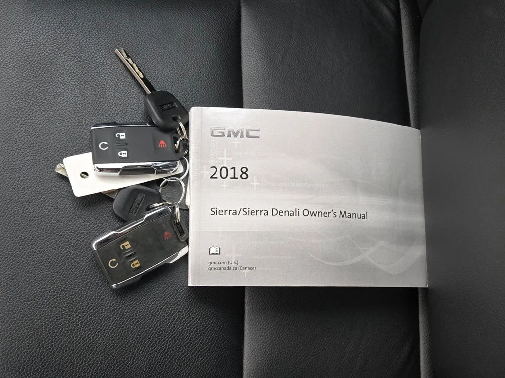 Used 2018 Gray GMC SLT image 13