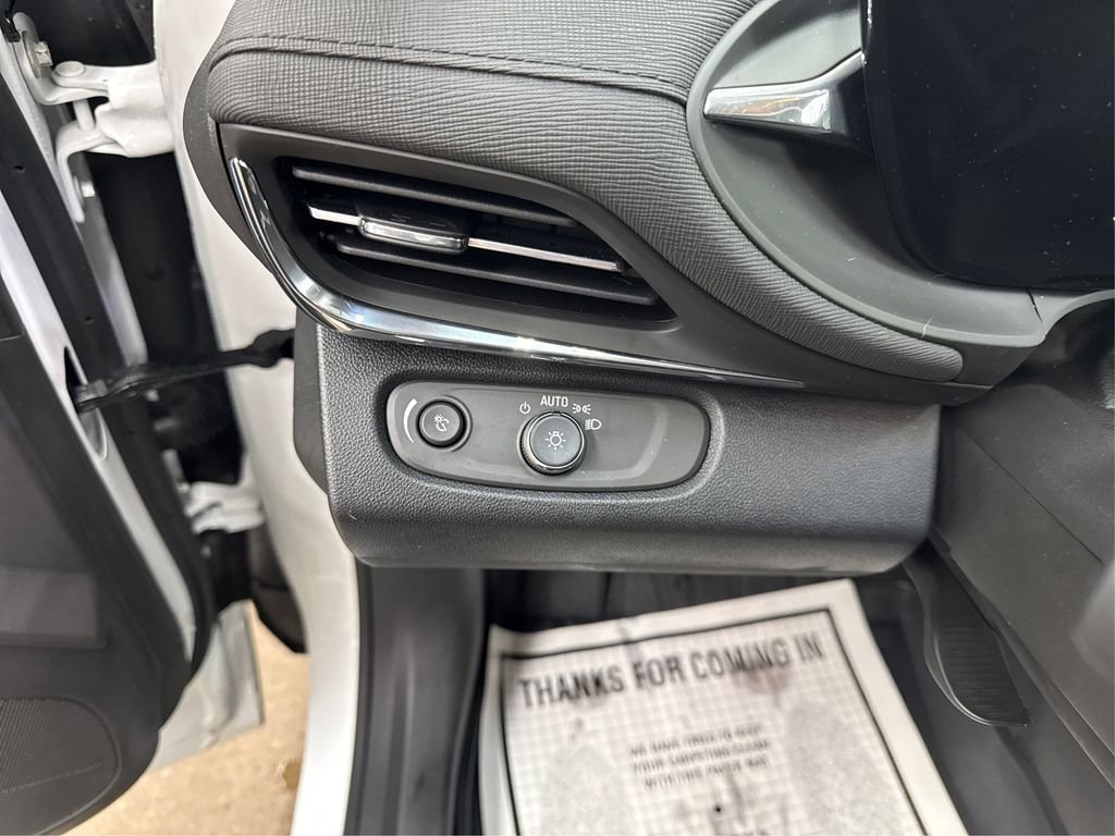 Used 2025 White Buick Preferred image 25