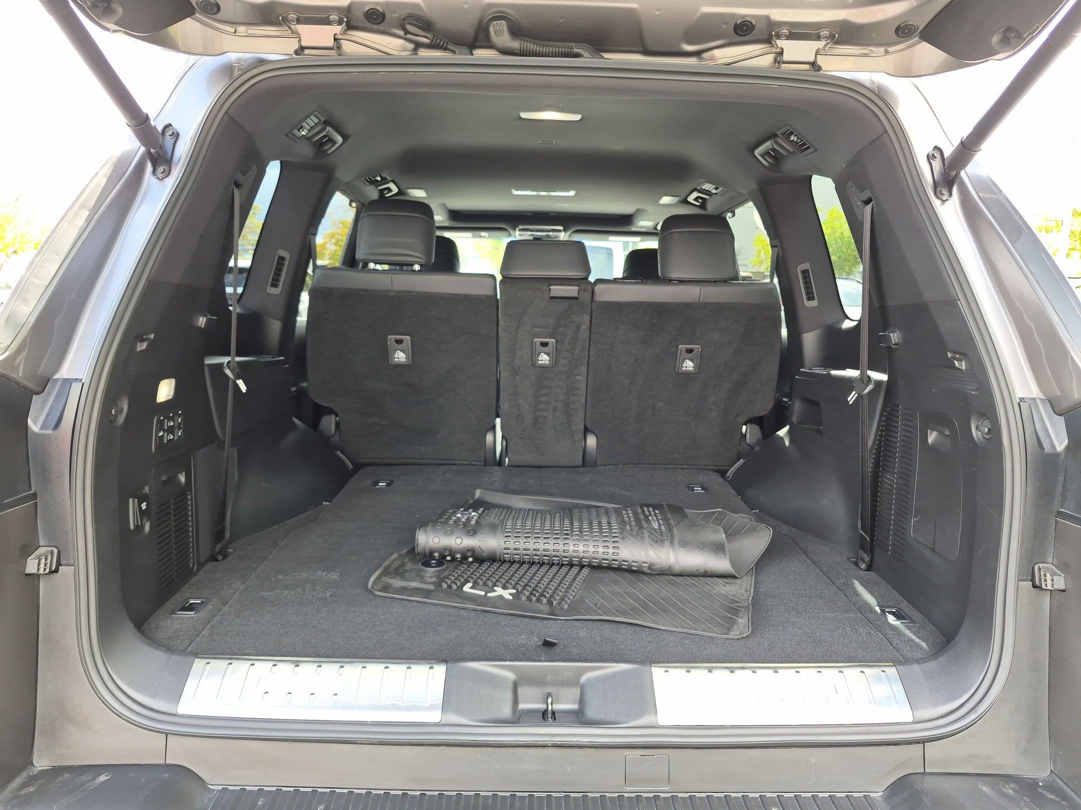 Certified Used 2024 Manganese Luster Lexus LX 600 Luxury image 33