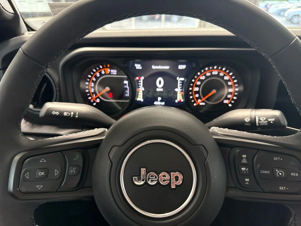 Used 2025 Black Jeep Rubicon image 26