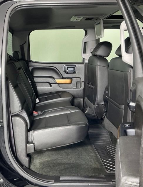 Used 2016 Black Chevrolet LTZ image 23
