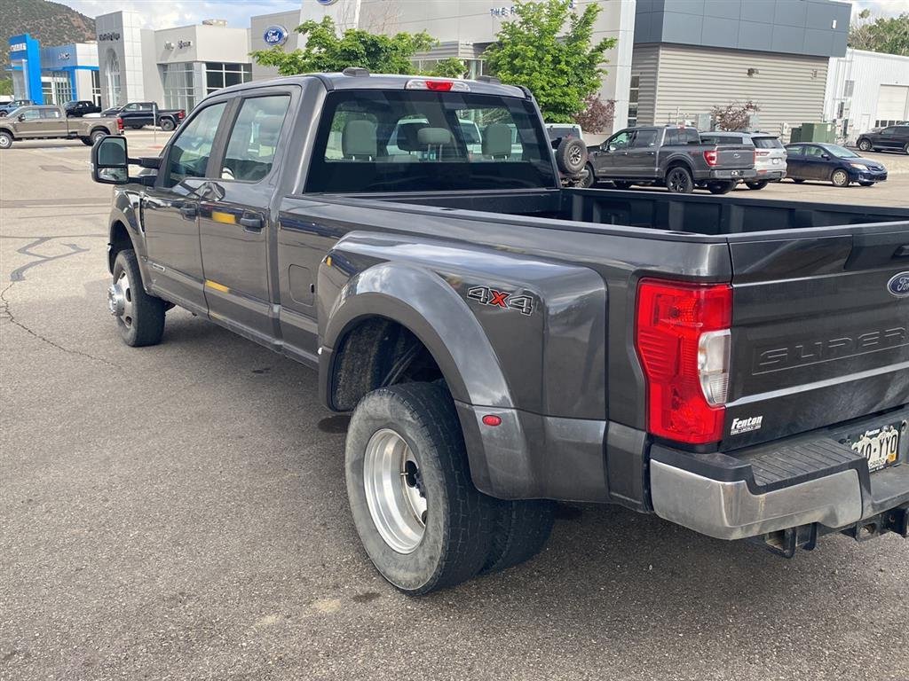 Used 2020 Magnetic Ford XL image 4